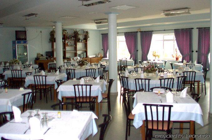 诺瓦酒店 蓬费拉达 餐厅 照片